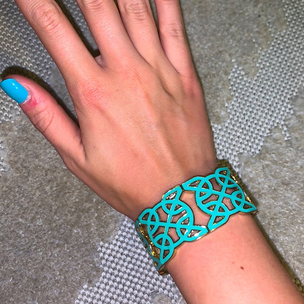 Metal bracelet